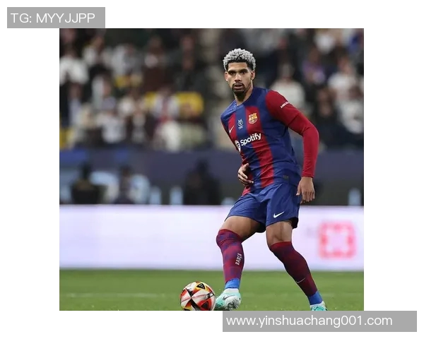 当代足球后卫领域最杰出的球员是谁分析与评选